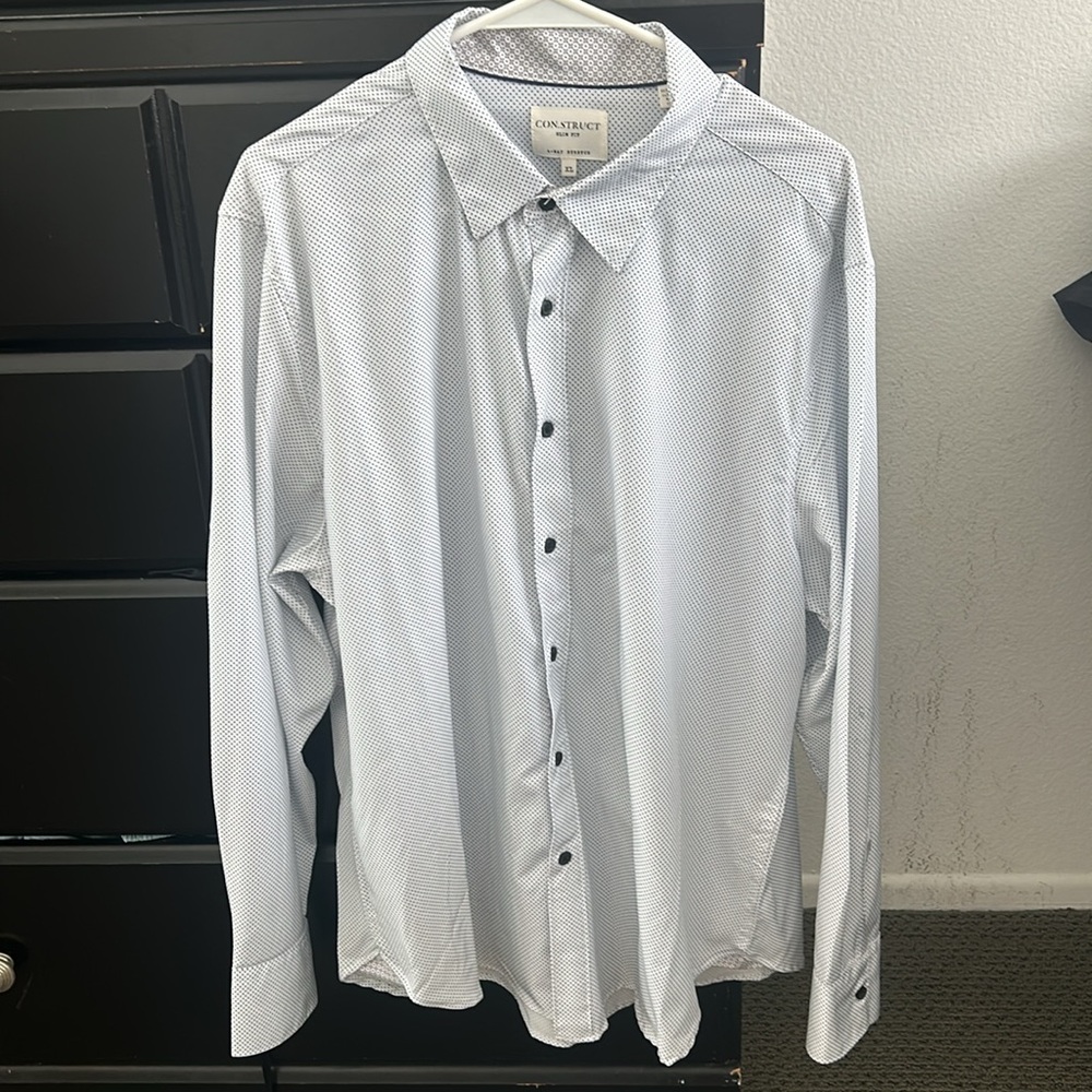Men’s Dress Shirt XL